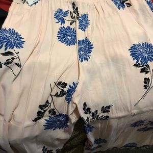 Wide leg pants